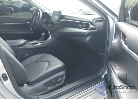 2022 Toyota Camry Xse Awd z USA, uszkodzony, nr VIN 4T1K61BK3NU059339